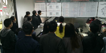 一日之計(jì)在于晨，畢加仿佛走回匆匆那年