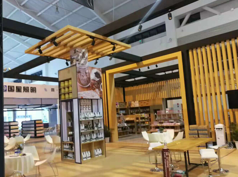 上揚(yáng)集團(tuán)————零售業(yè)展設(shè)計(jì)裝修 上揚(yáng)集團(tuán)————零售業(yè)展設(shè)計(jì)裝修